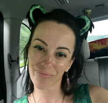 Load image into Gallery viewer, Clip in Bear ears