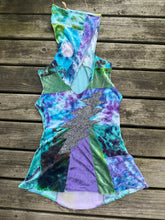 Load image into Gallery viewer, Love Each Other Tunic