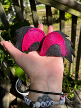 Load image into Gallery viewer, Clip in Bear ears