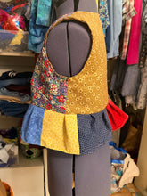 Load image into Gallery viewer, Ruffle cropped Top