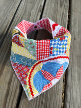 Load image into Gallery viewer, Quilted Snap Back Bandana y