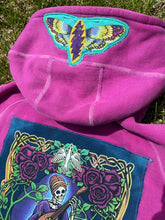 Load image into Gallery viewer, The Lute Grateful Dead hoodie size medium