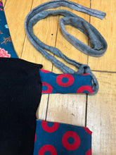 Load image into Gallery viewer, 3x Donut flower Halter Top