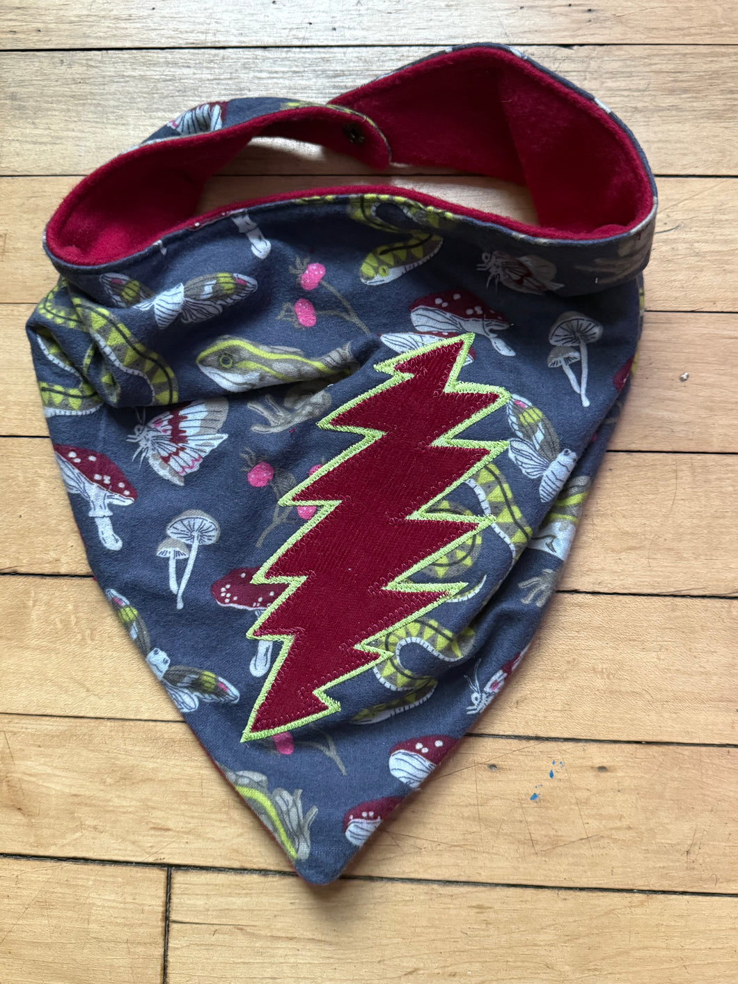 Bolted flannel snap back bandana