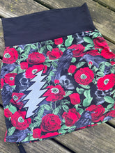 Load image into Gallery viewer, Skull &amp; Roses cinch skirt medium
