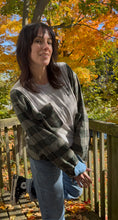 Load image into Gallery viewer, Oh Fee Flannel small-XL

