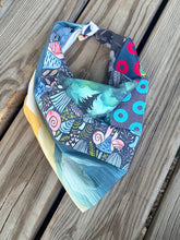 Load image into Gallery viewer, Patchwork bandana A snail love
