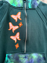 Load image into Gallery viewer, Cicada Gnomey hoodie XL
