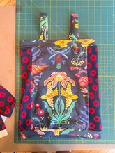 Load image into Gallery viewer, Heart flower Patchwork Top small
