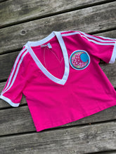 Load image into Gallery viewer, Adidas Croped V neck YEM Trey foil size medium
