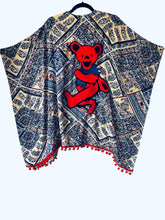 Load image into Gallery viewer, Pom Pom Bear Robe
