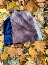 Load image into Gallery viewer, 3rd eye Beanie
