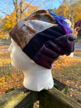 Load image into Gallery viewer, Patchwork eye bolt beanie
