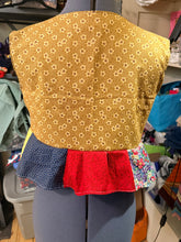 Load image into Gallery viewer, Ruffle cropped Top
