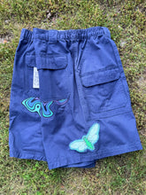 Load image into Gallery viewer, 44” Blue Drip cargo shorts (Copy)
