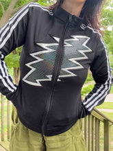 Load image into Gallery viewer, Lazy Lighting ladies medium Adidas Reclaim.
