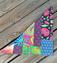 Load image into Gallery viewer, Patchwork Bandana J Red Daisy Lady
