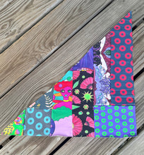 Load image into Gallery viewer, Patchwork Bandana G land and sea
