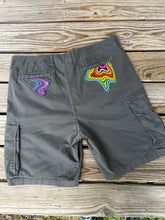 Load image into Gallery viewer, 40” grey Cargo drip shorts
