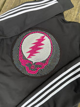 Load image into Gallery viewer, Lazy Lighting ladies medium Adidas Reclaim.
