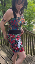 Load image into Gallery viewer, Skull &amp; Roses cinch skirt medium
