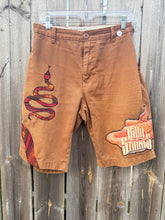 Load image into Gallery viewer, 38” Billy Snake shorts
