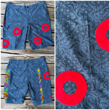 Load image into Gallery viewer, 35” Paisley Shark shorts
